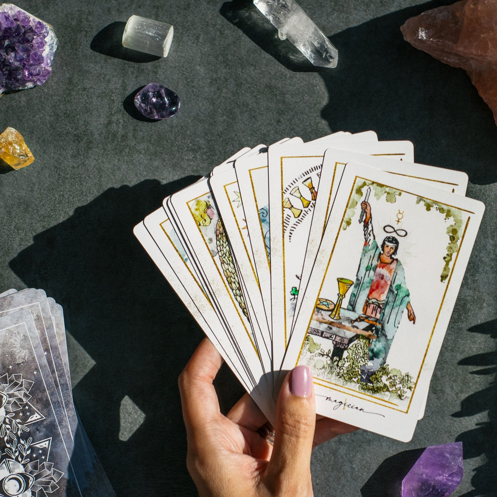 Modern Hue Tarot - Whispered Echos